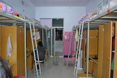 郑州理工职业学院宿舍条件怎么样—宿舍图片内景