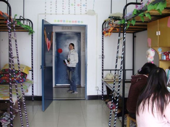 湖南环境生物职业技术学院宿舍条件如何-有空调否？（宿舍图片）