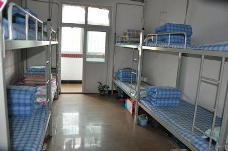 天津工业职业学院宿舍条件怎么样—宿舍图片内景
