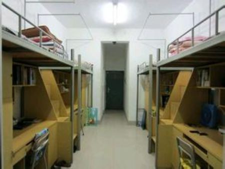 青海卫生职业技术学院宿舍条件怎么样—宿舍图片内景