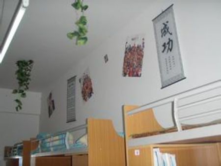重庆建筑科技职业学院宿舍条件怎么样—宿舍图片内景