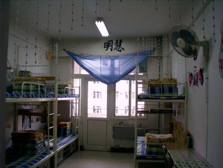唐山职业技术学院宿舍条件怎么样—宿舍图片内景