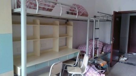 重庆工业职业技术学院宿舍条件怎么样—宿舍图片内景