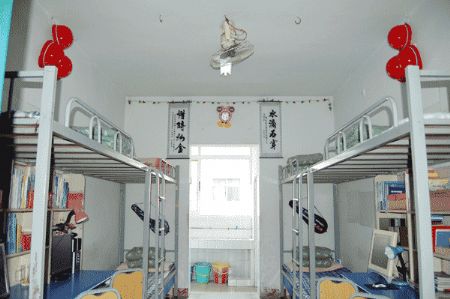重庆工程职业技术学院宿舍条件怎么样—宿舍图片内景